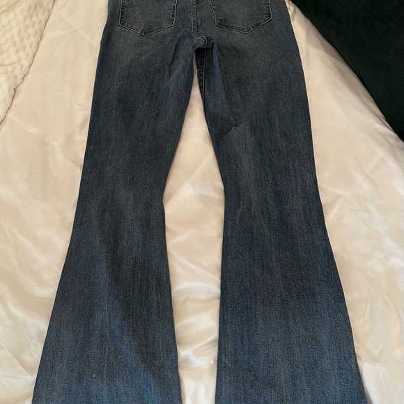 I’ll see ya there flare jeans- Medium Blue wash - Picture 3 of 6